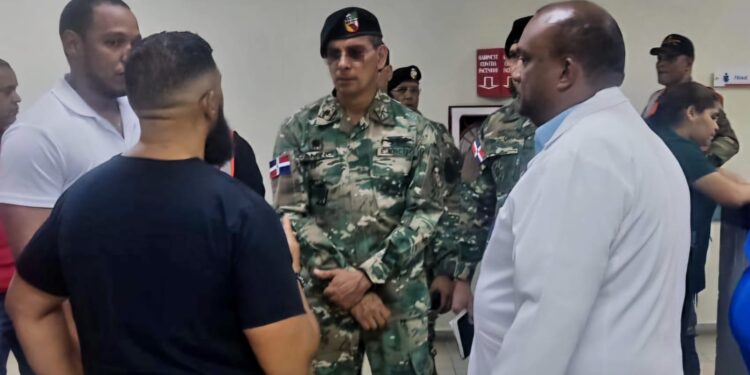 Vídeo; Comandante ERD lamenta accidente en el que fallecieron dos militares y otros cinco resultaron heridos