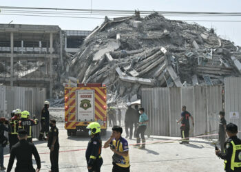 Víctimas del terremoto en Birmania: «Los edificios están completamente destrozados»