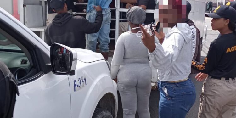 DGM interdicta 1,373 y deporta 943 nacionales haitianos ilegales