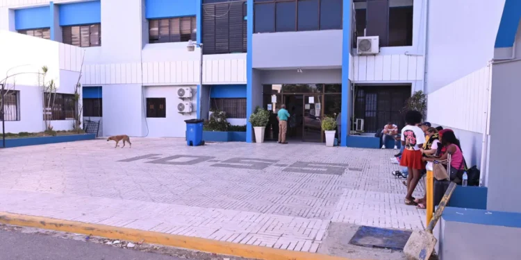 Primer día de aplicación protocolo servicio a extranjeros