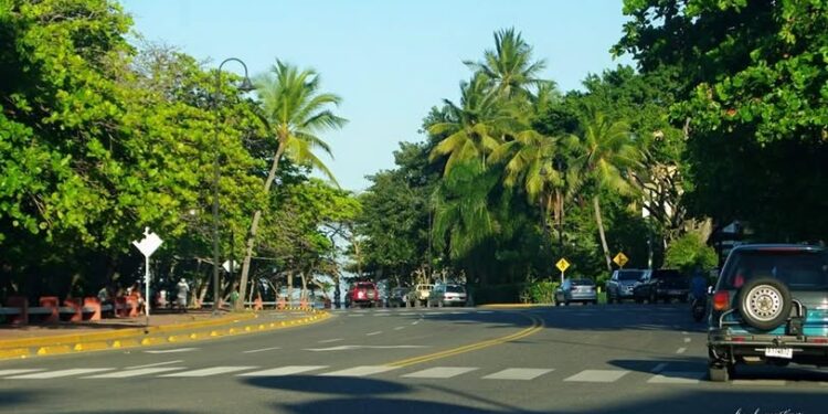 Apresan varias personas tenían un teteo el ¨viernes Santo¨ en Malecón de Puerto Plata