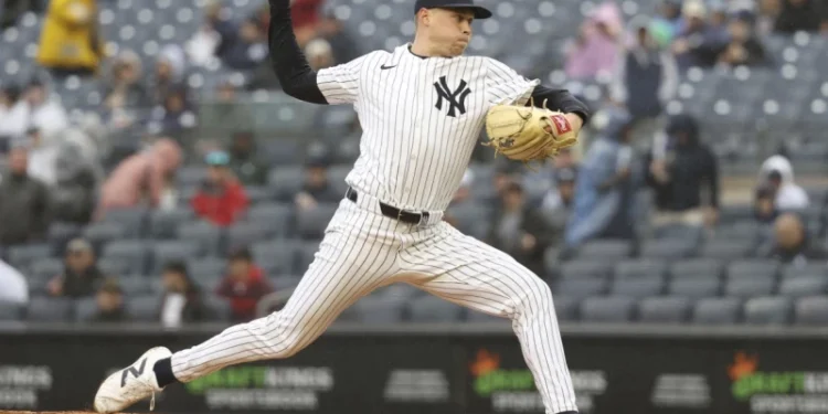 Warren logra primer triunfo y Bellinger conecta el sencillo ganador para que los Yankees