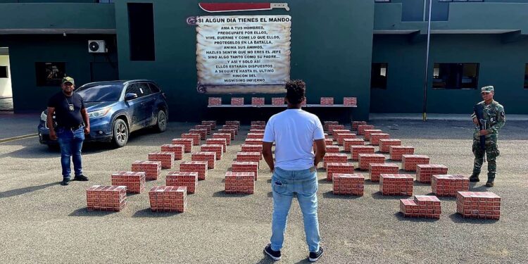 Envían ante el Ministerio Público hombre detenido con contrabando de 368 mil cigarrillos en Valverde