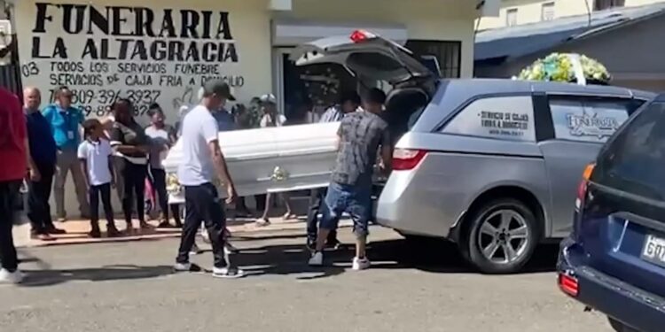 Sepultan víctimas de la masacre en Loma de Cabrera Dajabón