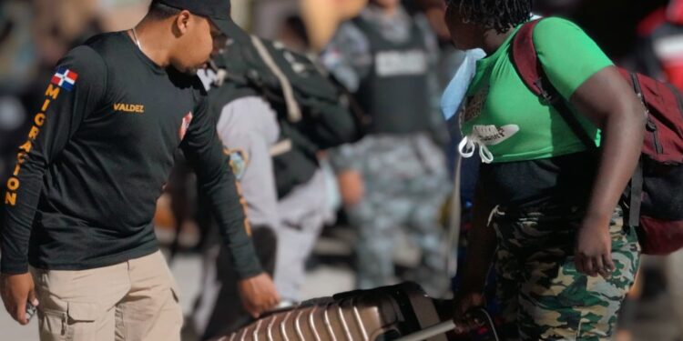 La DGM detiene 1,274 indocumentados detenidos en operativos a nivel nacional