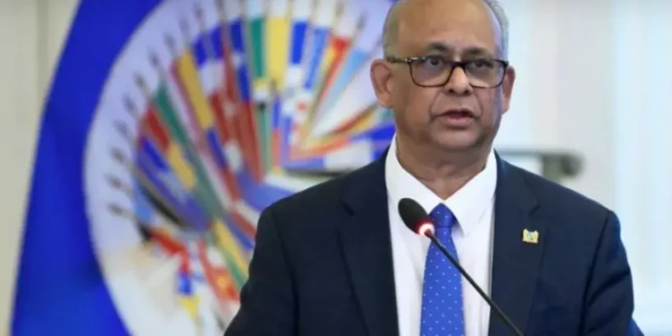 El nuevo secretario general de la OEA pone la crisis de Haití como su más alta prioridad