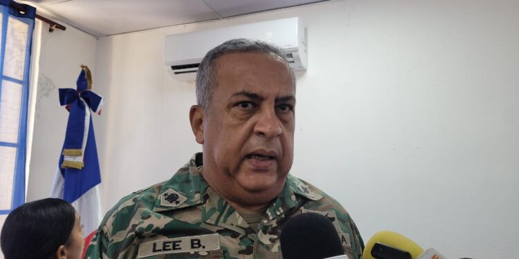 Lee Ballester: Migración entrena 466 nuevos agentes especializados en interdicción migración