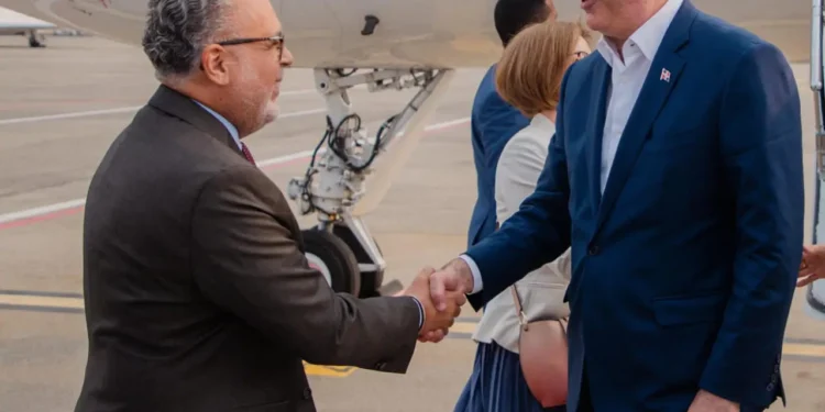 Abinader llega a Ginebra, Suiza, para participar en el Foro Anual de la Coalición Mundial para la Justicia Social