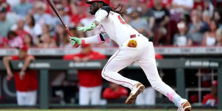 De la Cruz guió a Rojos con jonrón y triple