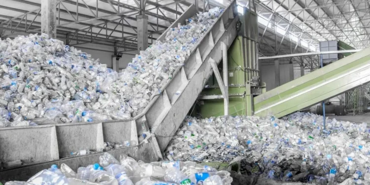 95 países lideran la lucha contra la contaminación por plásticos