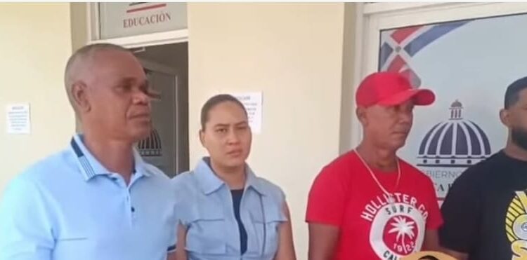 Ex director de distrito educativo 13-04 denuncia cancelaciones de quienes fueron sus servidores