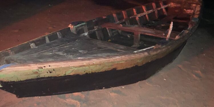 DICRIN ocupa contrabando de cigarrillos en playa de Manzanillo  