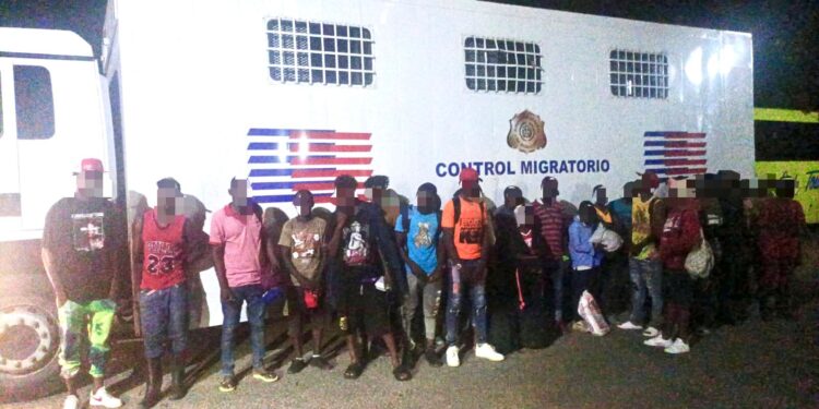 Brigadas de interdicción detienen 1,850 Nacionales haitianos indocumentados