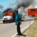 Incendio destruye camión cargado de pacas de hiervas en Santiago Rodriguez
