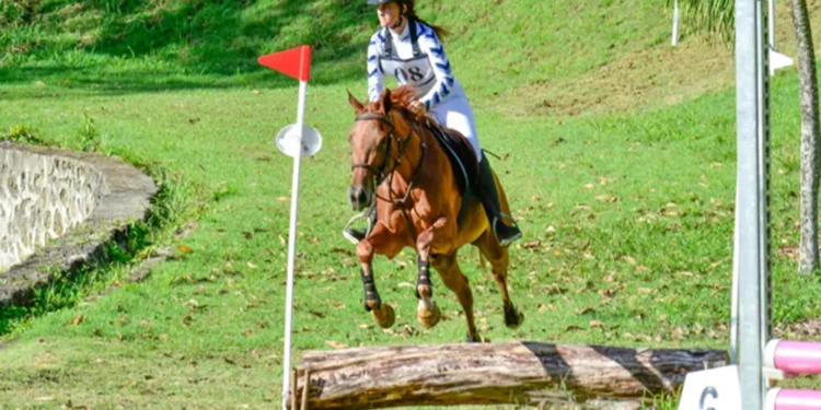Ieromazzo logró el primer lugar del Crosscountry de Ecuestre