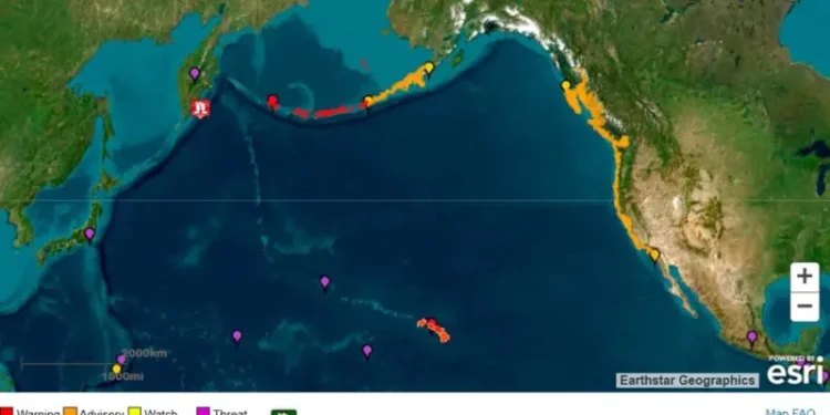 El Pacífico va recobrando el pulso tras reducirse la amenaza de tsunami