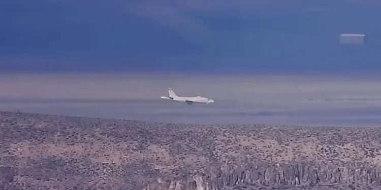 El avión más secreto del mundo fue avistado sobre el Área 51