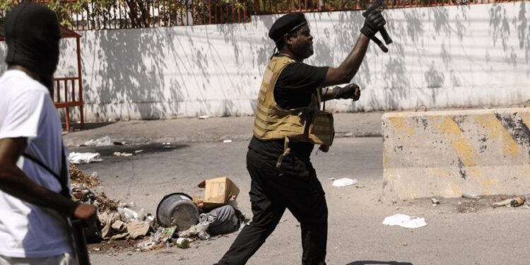 Barbecue amenaza con atacar el despacho del primer ministro en fecha del traspaso de mando del CPT