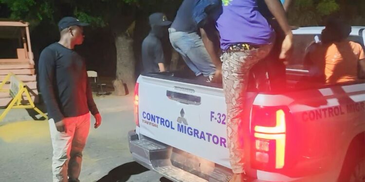 DGM ejecuta operaciones de interdicción, detiene 1,449 y repatría 1,083 extranjeros en condición migratoria irregular