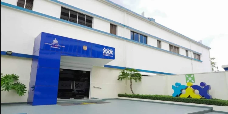 DGCP suspende registros de 38 proveedores vinculados a funcionarios públicos