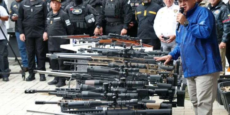 Venezuela informa el arresto de dos personas que vincula con presunto atentado