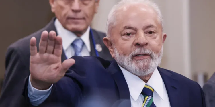 Lula advierte a Trump: «Brasil no se va a arrodillar ante el Gobierno estadounidense»