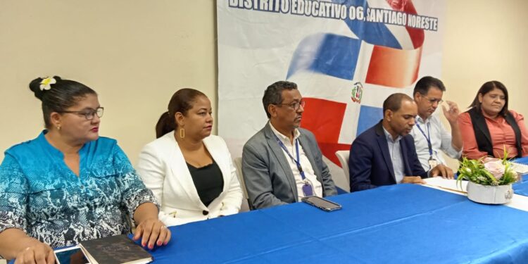 Raquel Peña encabeza firma de acuerdo entre Indotel y ADP para capacitar a más de 1,400 docentes en competencias digitales