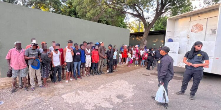 La DGM impone modelo migratorio justo y legal detiene a 1,662 indocumentados y deporta 1,344