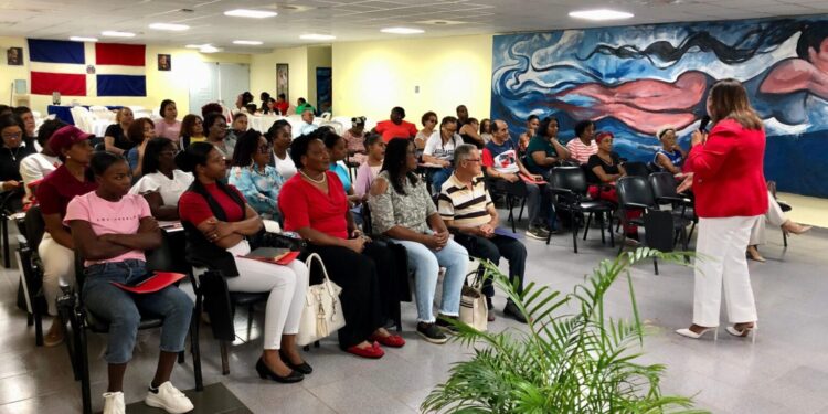 Realizan encuentro nacional de mujeres líderes de atletismo