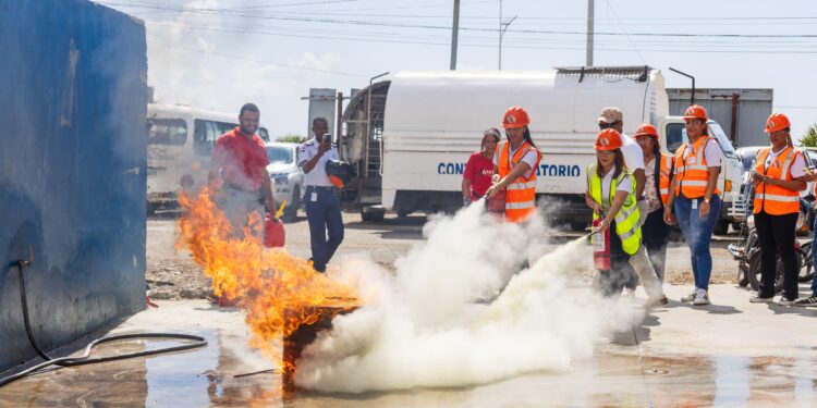 DGM fortalece su capacidad de respuesta con taller de prevención y control de incendios