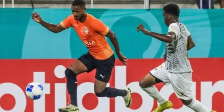 Cibao FC y Salcedo en duelo hoy por la supremacía