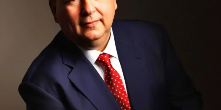 Mario Lama es designado asesor médico honorífico Juegos Centroamericanos y del Caribe 2026
