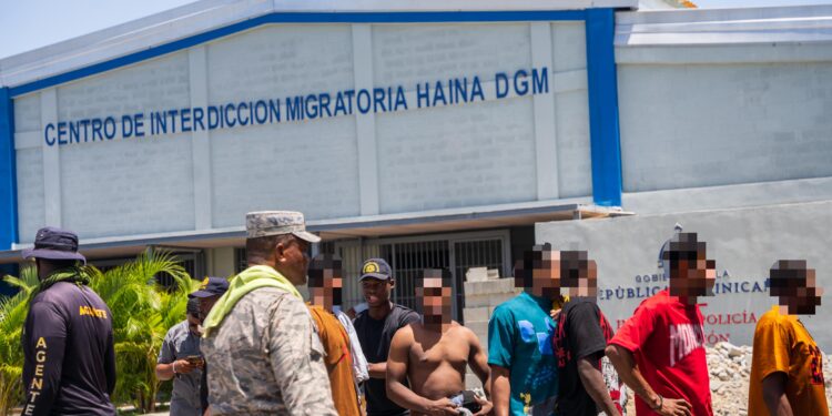 DGM y FFAA siguen firmes con las interdicciones Detienen 1,359 y repatrían 1,132 indocumentados