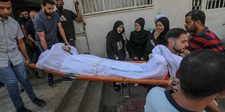 Israel mata a 66 palestinos en un día, 33 de ellos mientras buscaban alimentos