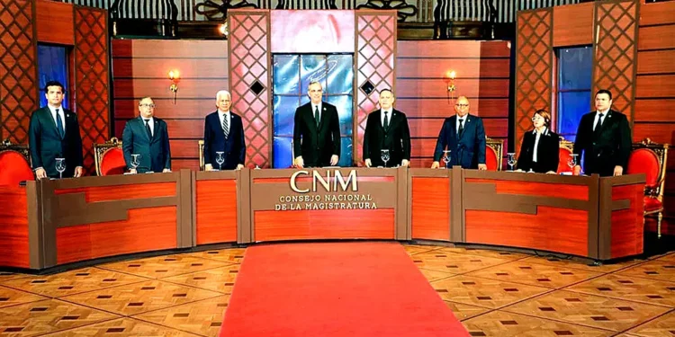 Abinader defendió actuación en CNM; siguen las críticas