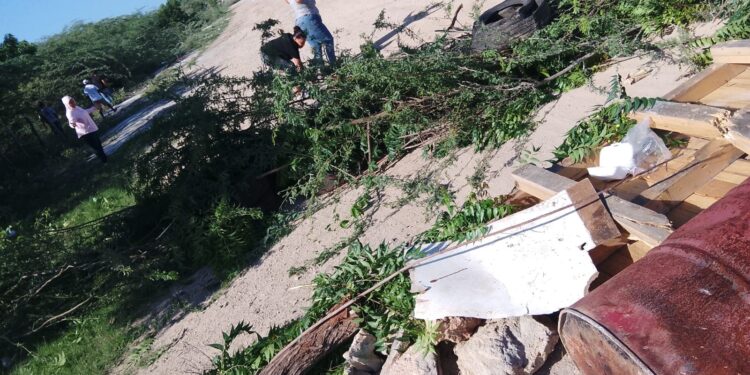 Protestan en  Manzanillo por humareda en vertedero del ayuntamiento detrás de sector habitado