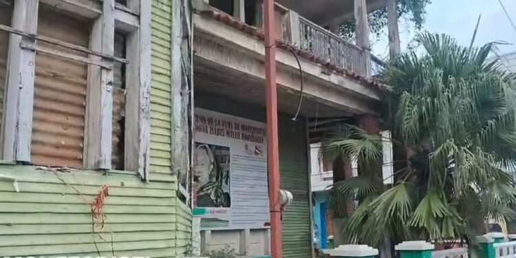 Se registra Conato de incendio en casa victoriana perteneció a ex senadora del gobierno de Trujillo Montecristi