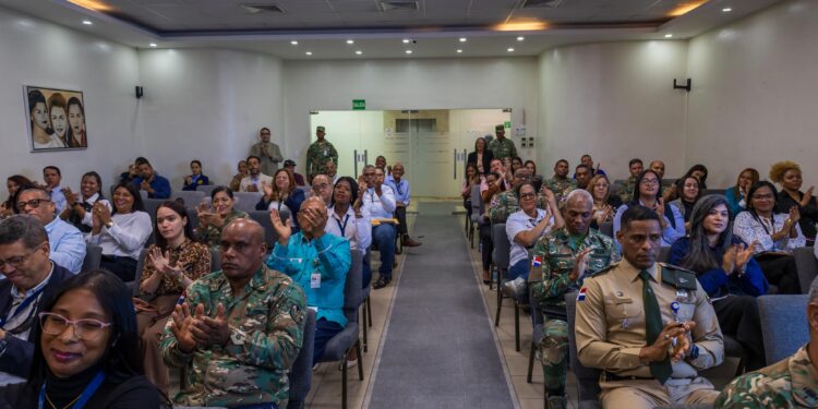 MAP imparte taller de evaluación de desempeño laboral para fortalecer la gestión organizacional de la DGM