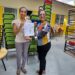 Directora del Distrito Educativo 13-04 gestiona entrega de mobiliarios escolares en Dajabón
