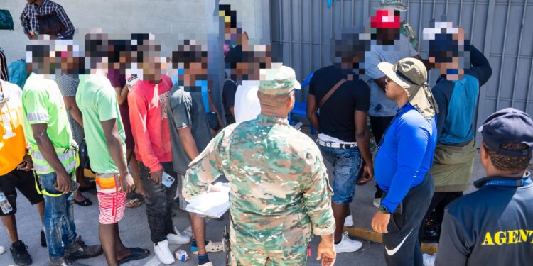 Compromiso de la DGM en control inmigración irregular también enfatiza contra la trata y el tráfico de personas
