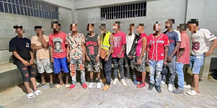 Persiste firmeza en las interdicciones migratorias: detienen 1,023 indocumentados y deportan 1,652