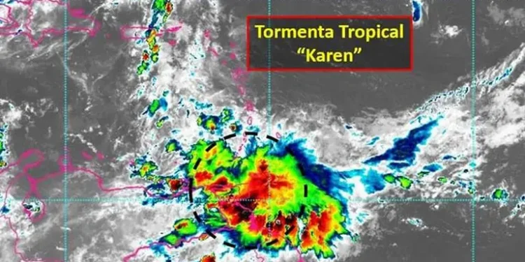 La tormenta Karen surge en el Atlántico norte mientras Jerry causa lluvias en Puerto Rico
