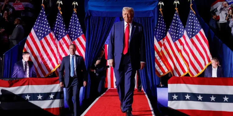 Exasesor de Trump afirma que será reelegido presidente en 2028