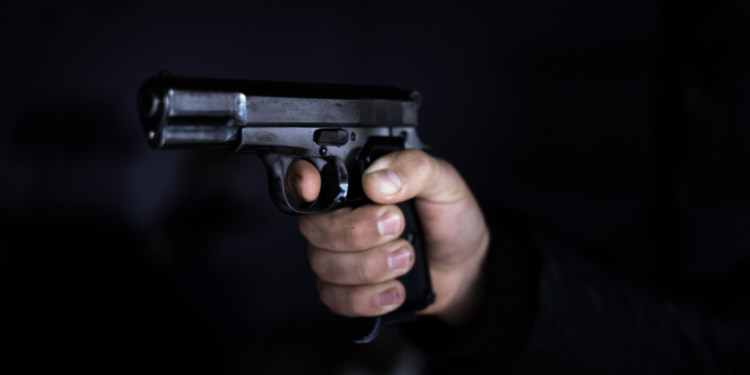 Balean joven en sector de Puerto Plata debido a un conflicto social; Policía investiga caso