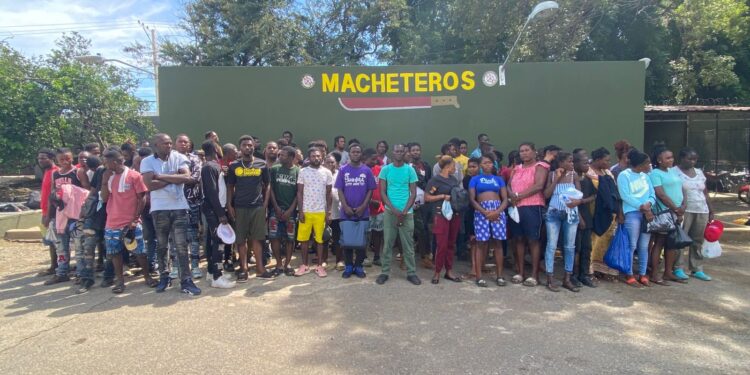 Ejército detiene a más de 13 mil haitianos indocumentados durante operativos realizados durante el mes de octubre