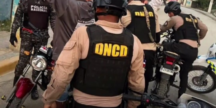 Denuncian “punto de droga” mantiene en zozobra barrio de Puerto Plata; piden intervención DNCD