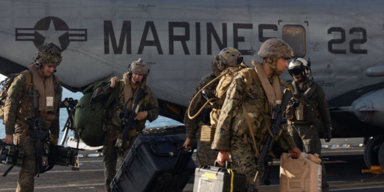 EU envía más militares a PR e intensifica presión a Maduro