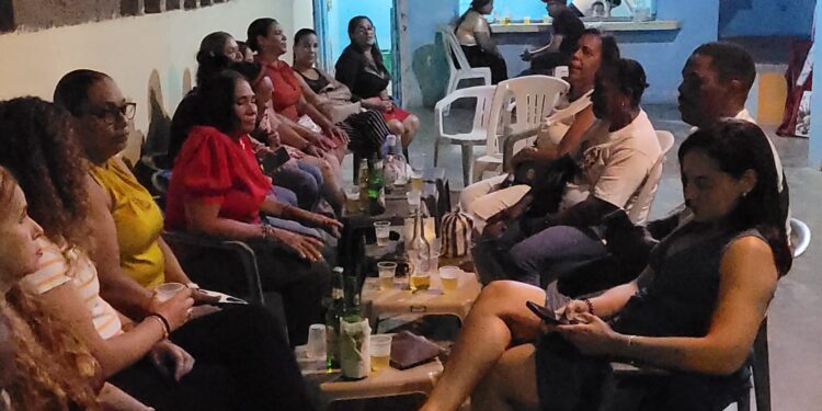 Celebran intercambio de regalos en Centro de Madres la Vigía Dajabón