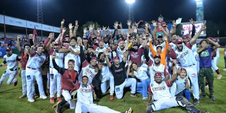 Gigantes al Round Robin con batazo heroico de Marco Hernández