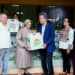 Leonel Fernández mantiene tradición solidaria con entrega de alimentos